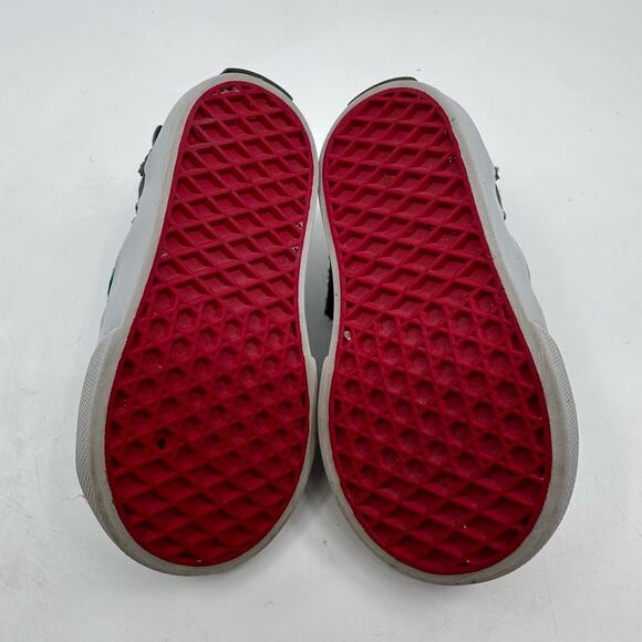 Vans Off The Wall Classic Slip-On V Shark Shoes Gray Blue Little Kids Size US 4 - Picture 8 of 9